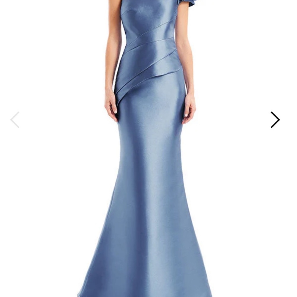 Mother of the Bride or Groom dress, Pagent dress, homecoming, prom…etc - Picture 7 of 9